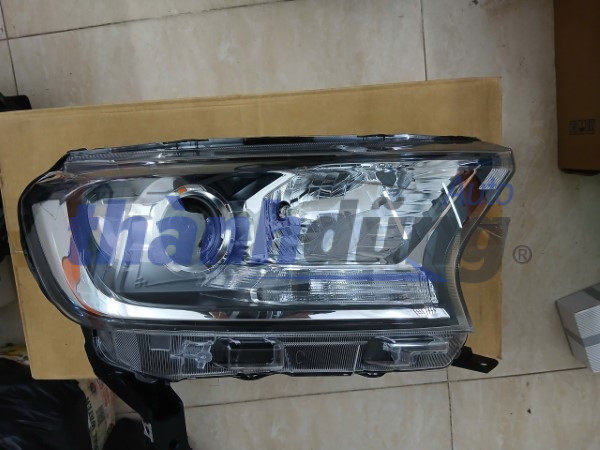 Đèn Pha Xe Ford Everest 2018 | EB3B13100AAB