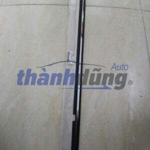 Nẹp Chân Kính (Lông Mi) Toyota Altis 2008 | 7573002110