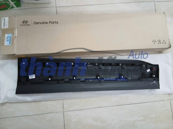 NẸP SƯỜN CÁNH CỬA XE HYUNDAI SANTAFE 2025 | 87721S1200SCR