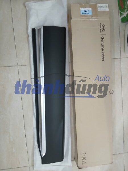 NẸP SƯỜN CÁNH CỬA XE HYUNDAI SANTAFE 2025 | 87721S1200SCR